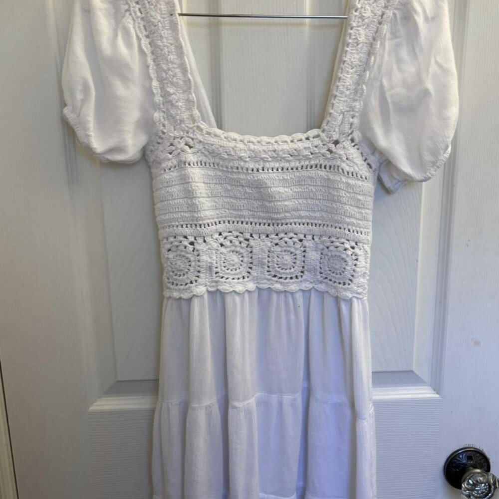Xs Jessica Simpson white midi dress with crochet bodice